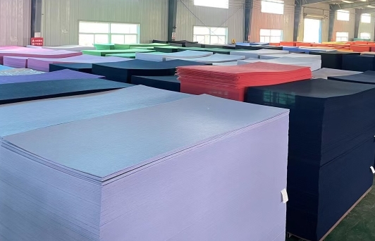 山東聚酯纖維吸音板